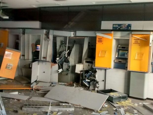 Quatro são presos após explosão a caixas eletrônicos em Atibaia, SP (Foto: Divulgação)