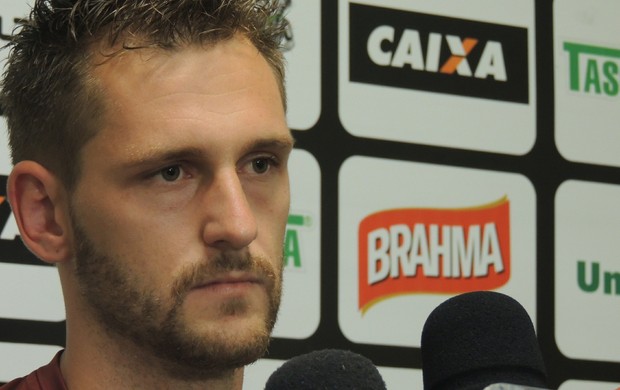 Jornalista vê clubes como vítimas da precariedade do sistema da CBF