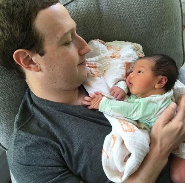 Mark Zuckerberg e August (Foto: Reprodução)