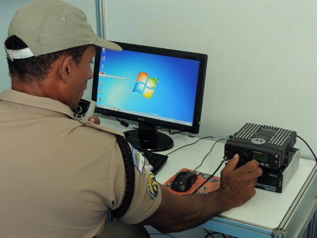 Do CCI, os comandantes das operações poderão falar diretamente com as equipes que estarão no Marco Zero (Foto: Débora Soares/G1)