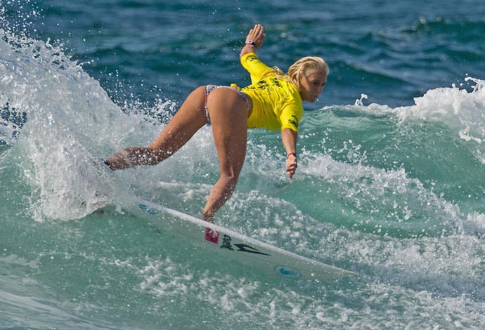 Surfe Tatiana Weston-Webb (Foto: ASP/Steve Robertson) Surfe Tatiana Weston-Webb (Foto: ASP/Steve Robertson)