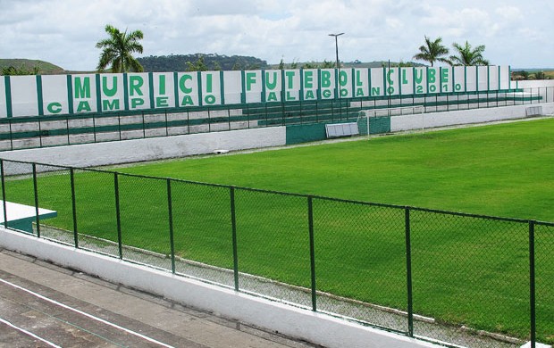 Muro do estádio do Murici, campeão alagoano  (Foto: Richard Souza/Globoesporte.com)