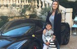 Felipe Massa posta foto da família e de Ferrari de R$ 4,2 mi (Reprodução/Twitter)