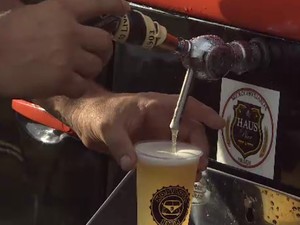 Beer truck traz quatro tipos de chopp artesanais (Foto: Reprodução/ TV Vanguarda)