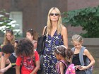 Heidi Klum passeia com os filhos pelas ruas de Nova York
