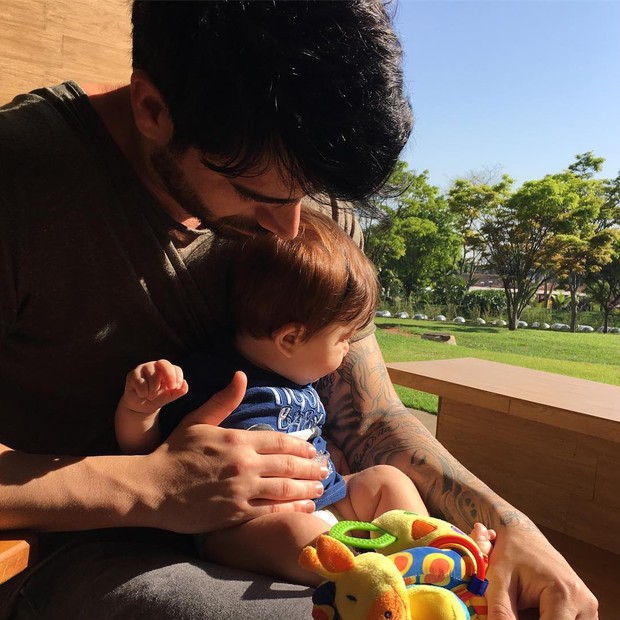 Rodrigão com o filho (Foto: Reprodução/Instagram)
