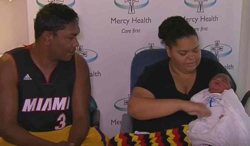 Bryan com os pais em Melbourne (Foto: Reprodução/TV Globo)