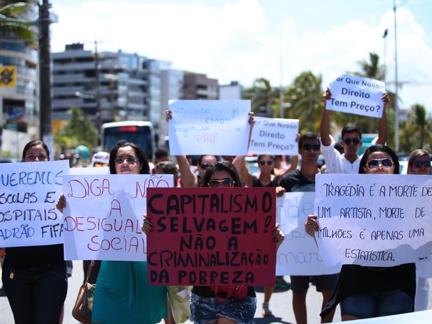 Ato tentou chamar atenção da sociedade para a violência no estado. (Foto: Jonathan Lins/G1)