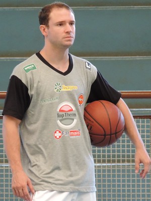 Kadu Mello, preparador físico, basquete, Presidente Venceslau, Venceslau (Foto: Murilo Rincon / GloboEsporte.com)