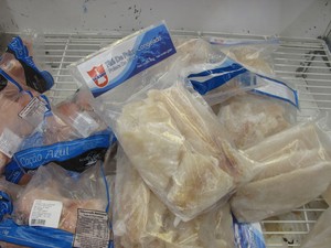 Pacote com filés de merluza congelado (Foto: Mariane Rossi/G1)