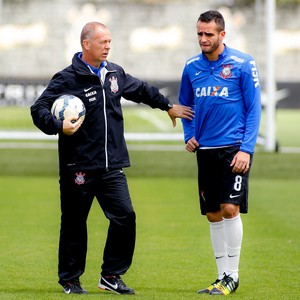 Por Libertadores, Renato Augusto aprova 