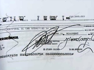Somados, cheques chegavam a R$ 115 mil no fim do mandato, diz MP (Foto: Reprodução/EPTV)