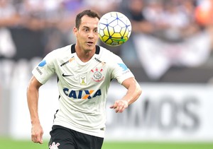 corinthians x gremio rodriguinho (Foto: Marcos Ribolli)