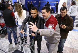 Ceará chegada Inter Porto Alegre (Foto: Carlos Macedo/Agência RBS)