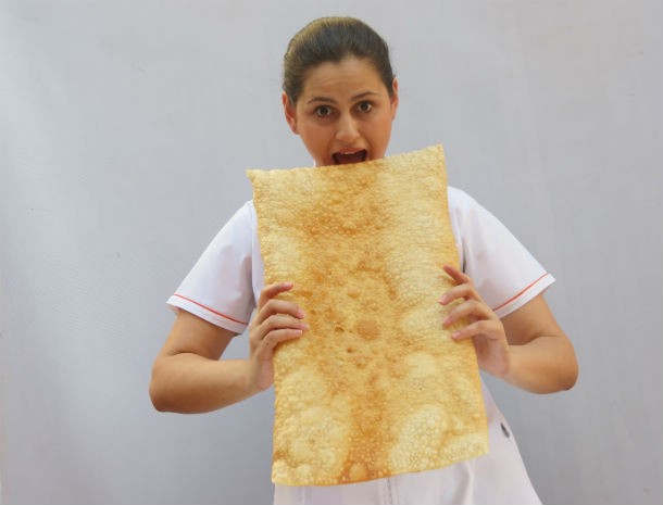 Pastel de 5kg alimenta de 15 a 20 pessoas, segundo a chef (Foto: Rubiane Mello/Arquivo Pessoal)