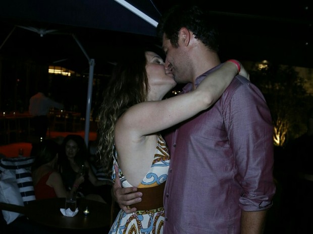 Vanessa Lóes e Thiago Lacerda em festa na Zona Oeste do Rio (Foto: Anderson Borde/ Ag. News)