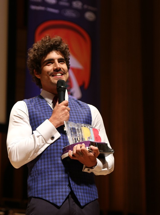 Caio Castro: reconhecimento por ter vivido Dom Pedro na novela Novo mundo (Foto: AG. News)