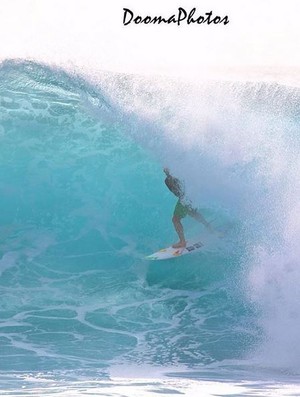 Mineirinho voou para Maui para surfar e depois retornou para Oahu (Foto: Reproução/Instagram adrianodesouza)