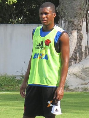Erazo treino Flamengo (Foto: Thales Soares)