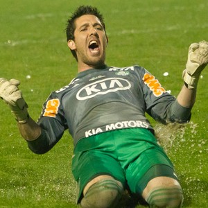 Segurança, NFL e futuro: ex-Palmeiras, Bruno começa 