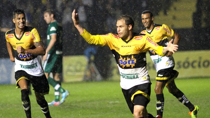 silvinho_criciuma-fernandoribeiro-ae.jpg