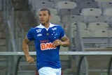 Nilton celebra retorno na Libertadores e quer beliscar pontos no Uruguai Nilton celebra retorno na Libertadores e quer beliscar pontos no Uruguai