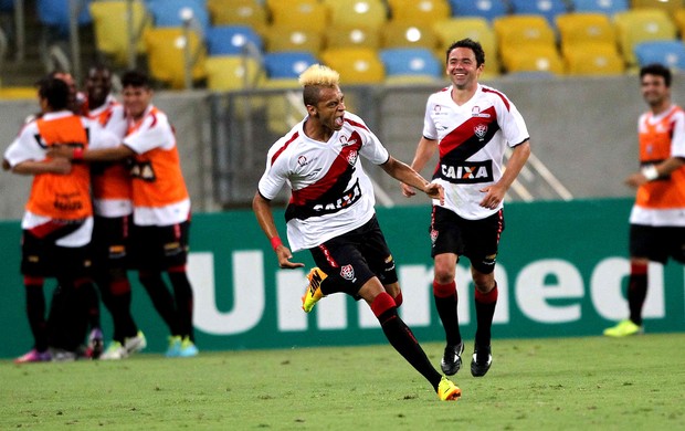 william henrique vitória gol fluminense (Foto: Márcio Mercante / Agência Estado)