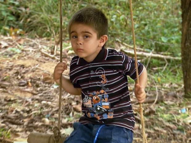 Família busca doadores de medula óssea para menino de 4 anos em Fama, MG (Foto: Erlei Peixoto / EPTV)