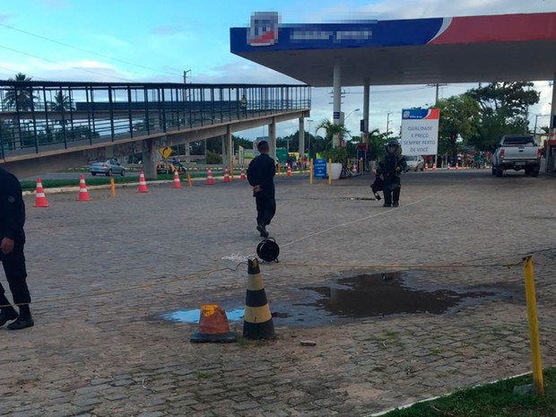 Bope desarma explosivo em carro na Bahia (Foto: SSP-BA / Divulgação)
