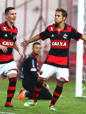 Douglas Baggio  comemora gol do Flamengo contra o Vilhena, Copinha (Foto: Marcos Bezerra / Agência estado)