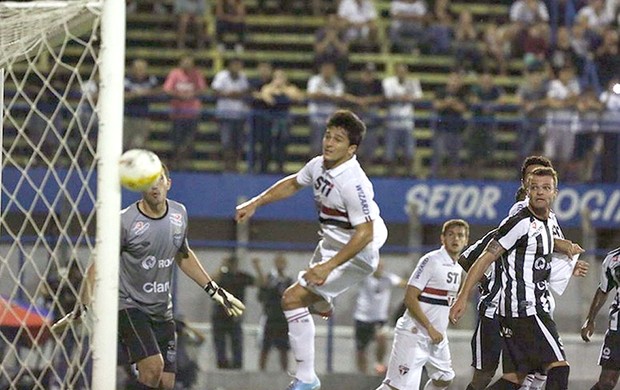 Aloísio jogo São Paulo União Barbarense (Foto: Rubens Chiri / saopaulofc.net)