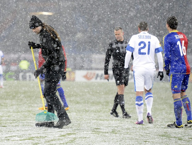 neve Basel x Dnipro (Foto: EFE)