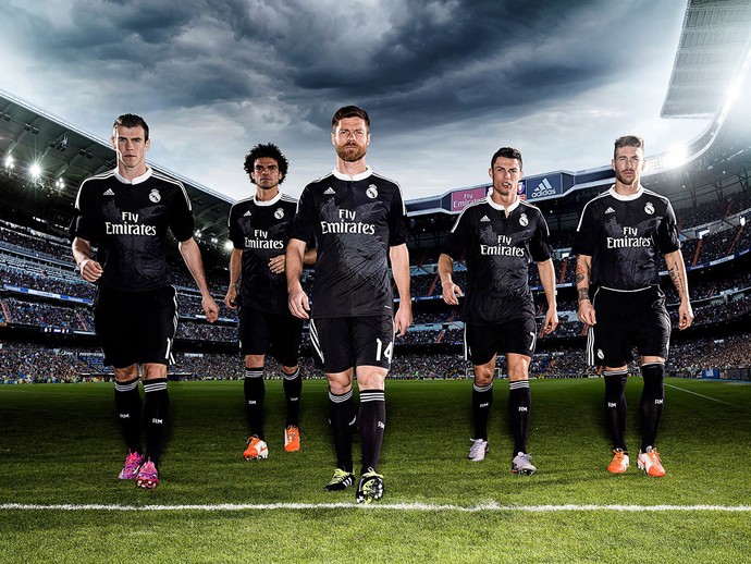 Real Madrid uniforme Champions camisa preta (Foto: Reprodução / Facebook)