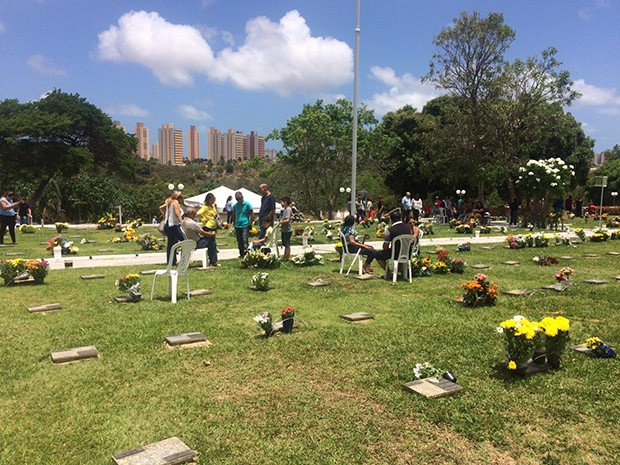 Movimentação é intensa desde as primeiras horas da manhã desta segunda (Foto: Fernanda Zauli/G1)