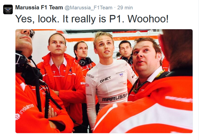 Marussia brinca após Max Chilton anotar o melhor tempo do dia de testes em Barcelona (Foto: Reprodução/Twitter)