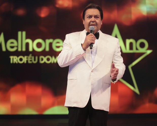 Faustão no palco (Foto: Pedro Curi / TV Globo)