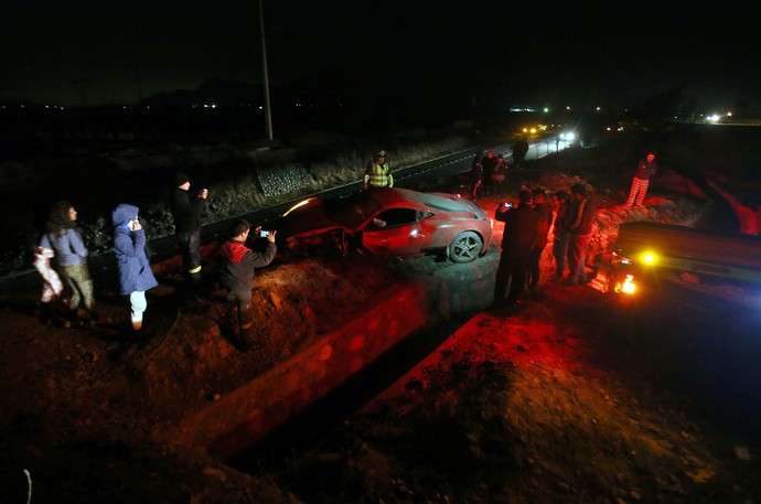 Ferrari de Vidal destruída após acidente (Foto: EFE/Elvis González)