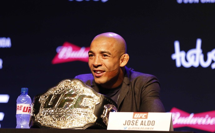 José Aldo coletiva UFC Rio 8 (Foto: Marcelo de Jesus)