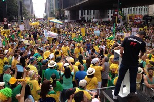 Protesto ocupa seis quarteirões da Avenida Paulista em São Paulo (Isabela Leite/G1)