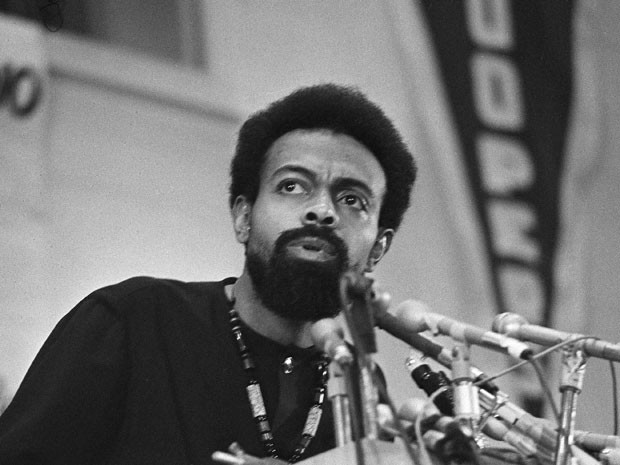 O poeta, dramaturgo e ativista Amiri Baraka durante a Convenção Política Negra eGary, Indiana, em 12 de março de 1972 (Foto: Julian C. Wilson)