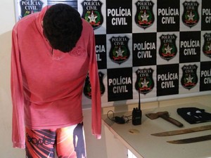 Suspeito de decapitar adolescente em Joinville foi preso (Foto: Marcos Pereira/RBS TV)