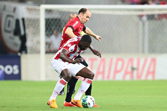 Náutico x Brasil de Pelotas Série b (Foto: Marlon Costa / Pernambuco Press)