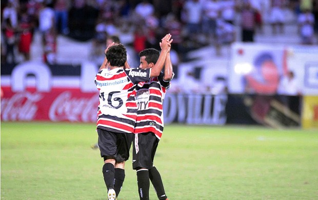 santa cruz x náutico renatinho jefferson maranhão (Foto: Antônio Carneiro / Pernambuco Press)