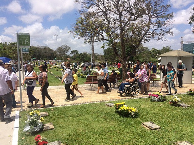 No Cemitério Morada da Paz são esperadas 15 mil pessoas (Foto: Fernanda Zauli/G1)