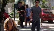 Serguei fica indignado ao ver Ben seguir sofia (Malhação / TV Globo)