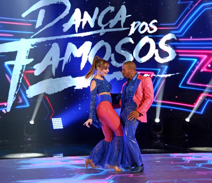 Nego do Borel dança baladão na estreia do Dança dos Famosos (Foto: Carol Caminha/Gshow)