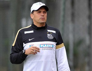 Técnico Claudinei Oliveira, treino do Santos (Foto: Ivan Storti / Santos FC)