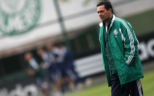 [Verdão Web] Enquete: Quem deve ser o substituto de Cuca como técnico do Palmeiras ?