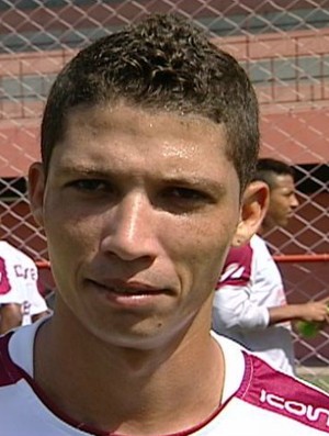Anderson Sorriso, lateral-direito da Desportiva Ferroviária (Foto: Reprodução/TV Gazeta)