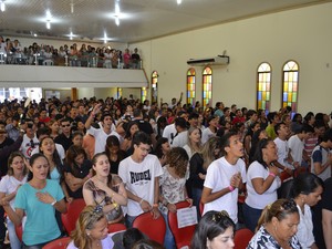 Cerca de 600 jovens participaram do seminário no Amapá (Foto: Abinoan Santiago/G1)